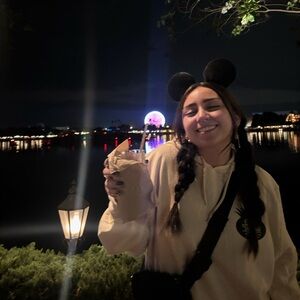 Meet your Posher, Brittney